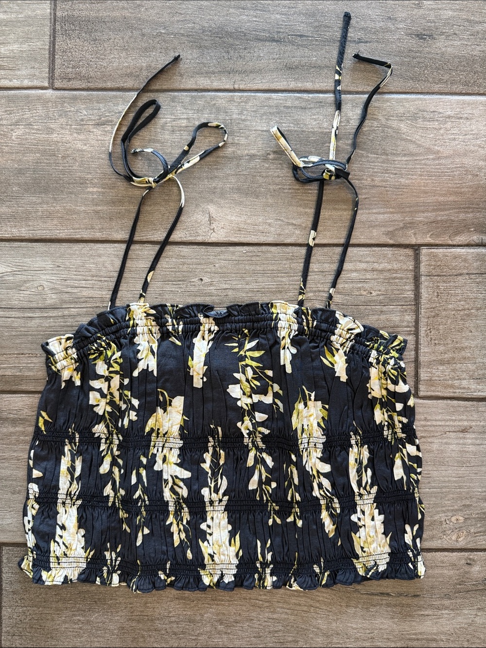 NWOT H&M Navy Floral Smocked Crop Cami with Yellow & Cream Print